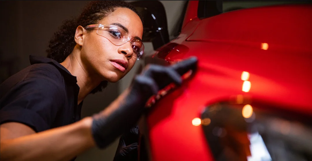 Pourquoi un centre de carrosserie certifié INFINITI?